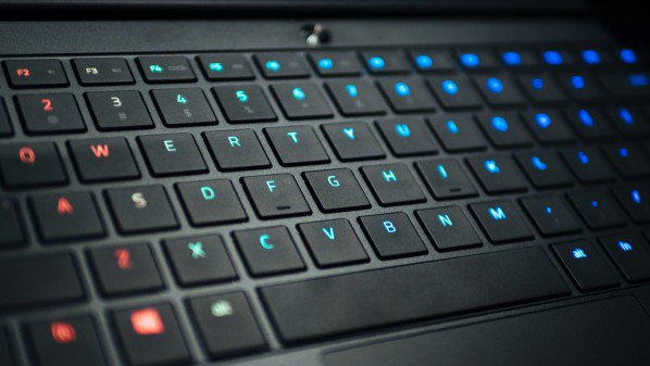 Razer تكشف النقاب عن حاسبها المحمول Razer Blade Stealth ألترابوك