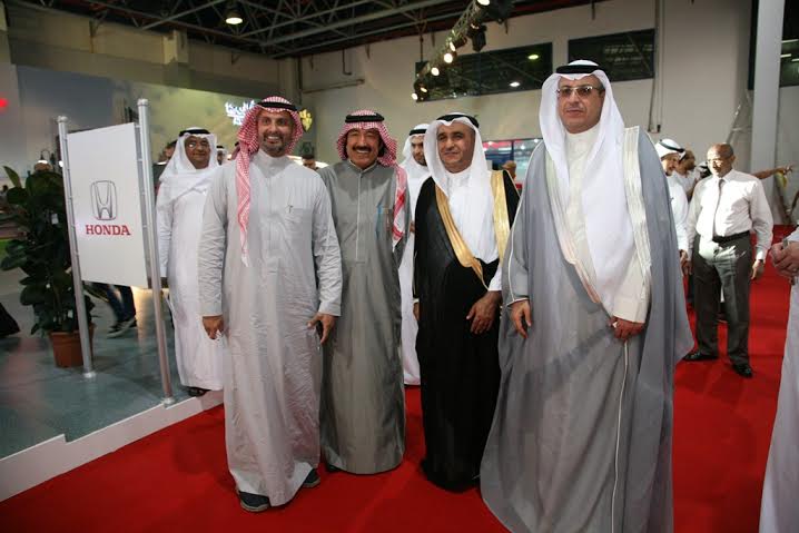 افتتاح أول معرض لسيارات الدفع الرباعي في المملكة