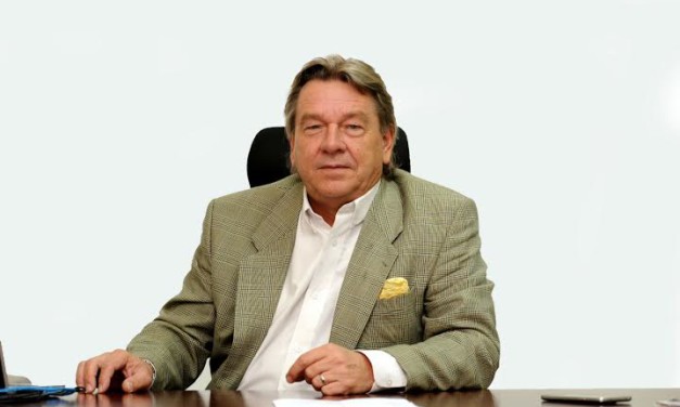 الشركة الوطنية لمنتجات الألمنيوم تزوّد “ركن الطفل” بـ 12 جهاز كمبيوتر
