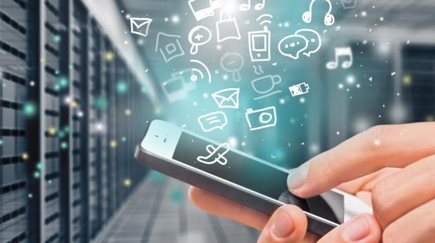 حلول جديدة من “في إم وير” تسرّع مرحلة الارتقاء إلى العمليات الرقمية والسحابة الهجينة
