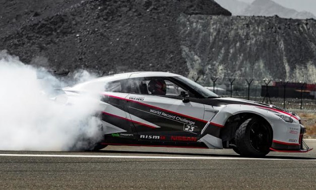 نيسان GT-R تكسر الرقم القياسي العالمي لأسرع إنجراف في العالم