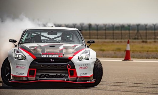 نيسان GT-R تكسر الرقم القياسي العالمي لأسرع إنجراف في العالم