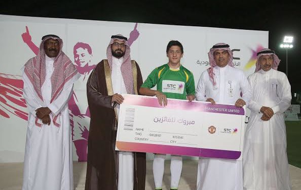 مدارس نجد بطل دوري المدارس بالتعاون مع أكاديميات مانشستر الريال