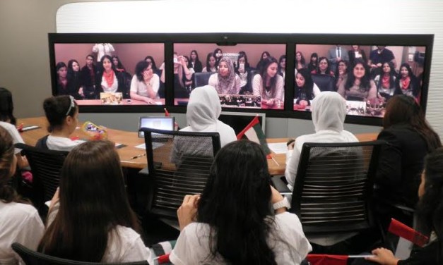 سيسكو تشجع على دمج الإناث في القطاع من خلال مبادرة “فتيات التقنية”