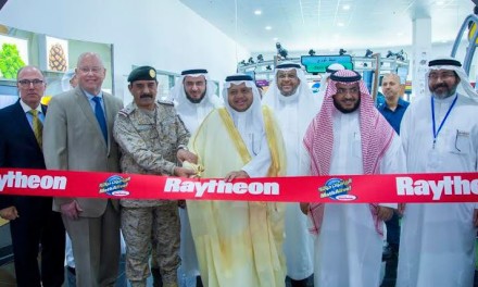 الأطفال والضيوف من كبار الشخصيات يرحبون بعودة “معرض الرياضيات حياتنا!” إلى السعودية
