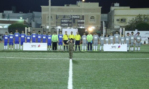 40 طالباً يفوزون برحلة للتدريب من STC بأكاديميات مدريد ومانشستر يونايتد