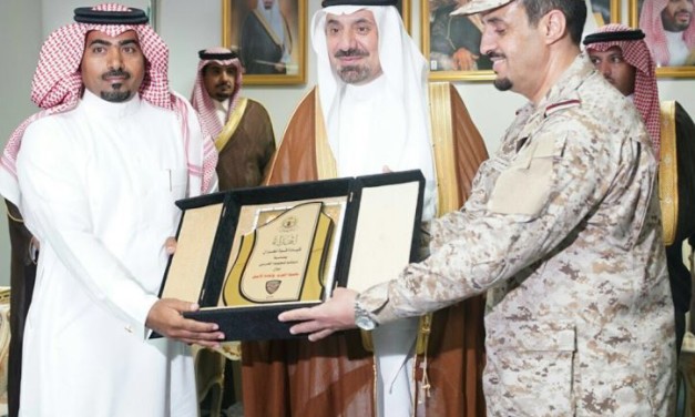 امير منطقة نجران يكرم الاتصالات السعودية لدعمها المجهود الحربي