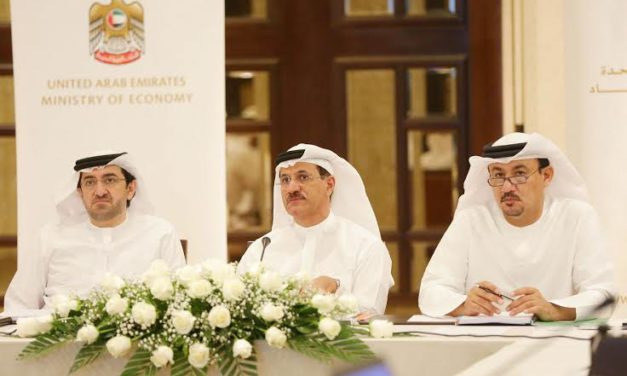 “اللجنة العليا لحماية المستهلك” تبحث اعتماد الدليل الاسترشادي والعقود الموحدة للإلكترونيات