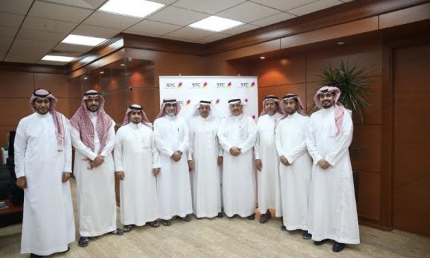 مجلس إدارة نادي الصم بالرياض يزورون STC ويلتقون البياري