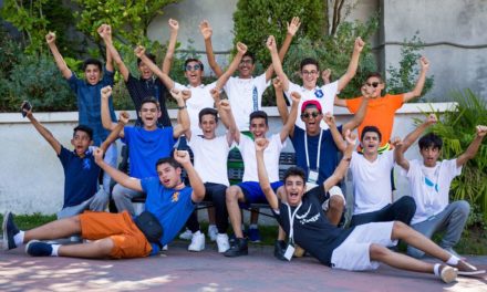 3 من طلاب بعثة STC في مانشستر يشدون انظار المدربين