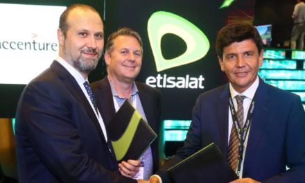 “اتصالات ديجيتال” و”أكسنتشر” توقعان مذكرة تفاهم لقيادة التحول الرقمي في المنطقة