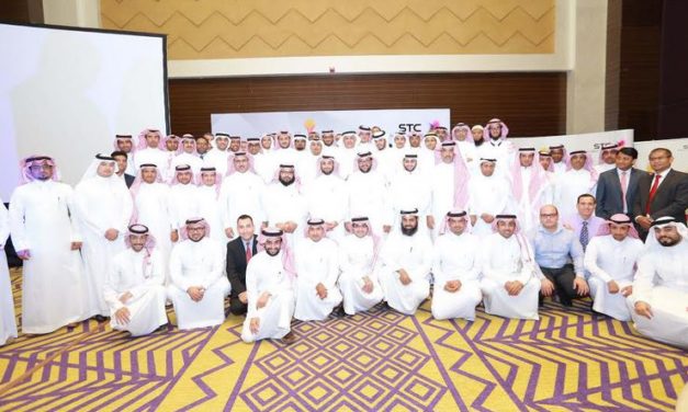 STC تحتفي بأول دفعة تتجاوز تقييم برنامج “خبير” لدعم كوادرها الوظيفية