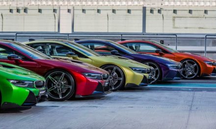 أبوظبي موتورز تعرض مجموعة محدودة من الألوان لسيارةBMW i8