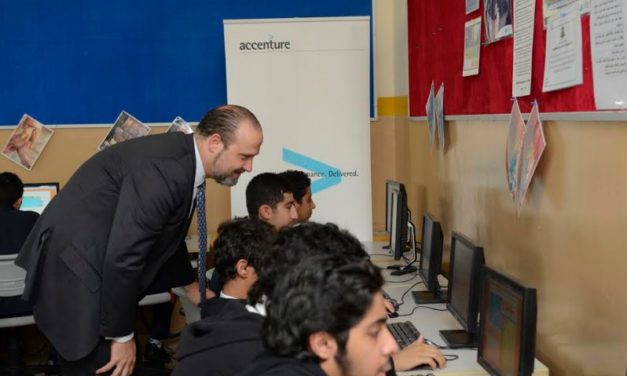 أكسنتشر تشجع الطلبة في أبوظبي على تعلم الترميز ضمن حملة “ساعة ترميز”
