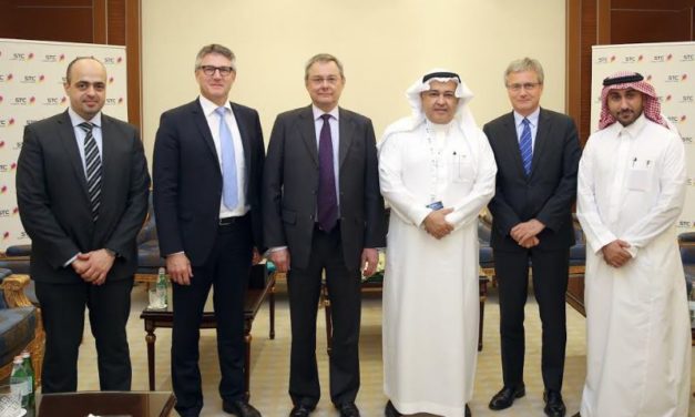 STC تبحث تفعيل التحول الرقمي للإسهام بتطوير الخدمات الصحية بالمملكة