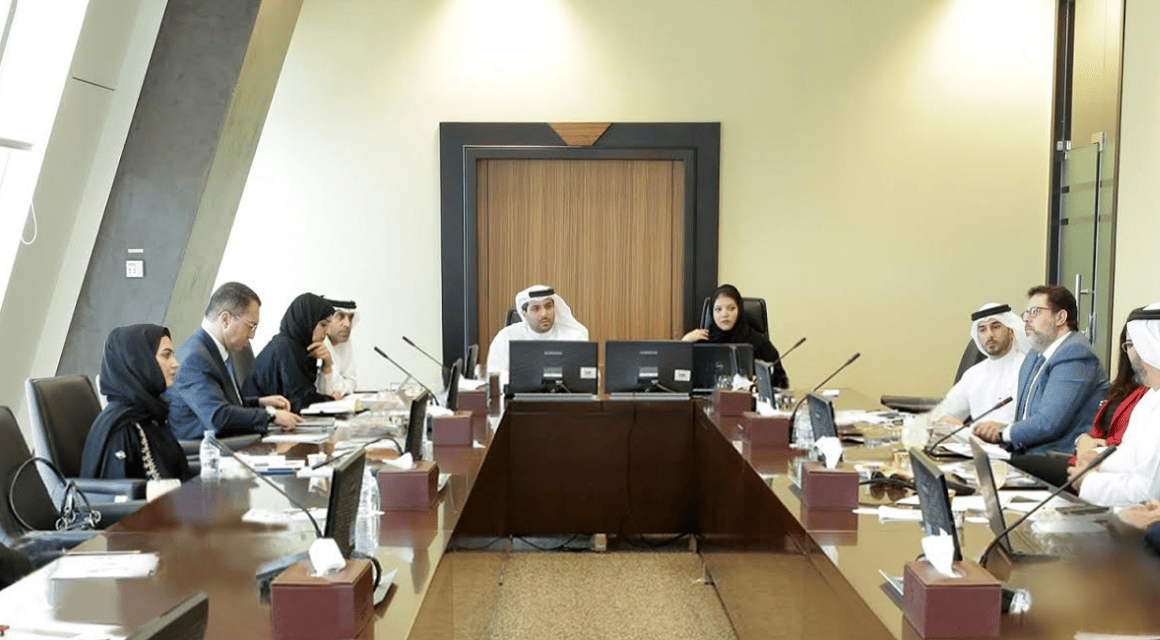 فريق “مؤشر الابتكار العالمي” يبحث مراحل انجاز مبادرات رفع تنافسية الدولة على المؤشر