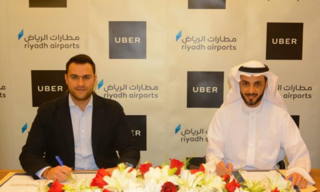 “مطارات الرياض” وشركة “أوبر” توقعان اتفاقية لنقل الركاب من وإلى مطار الملك خالد