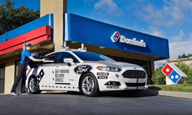 كيف بدأت دومينوز ®Domino’s وفورد الأبحاث الاستهلاكية لتوصيل البيتزا باستخدام المركبات الذاتية القيادة