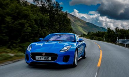 جاكوار F-TYPE الجديدة بمحرك رباعي الأسطوانات