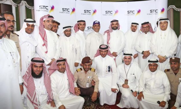 وزير الاتصالات: وقفت على درجة عالية من الموثوقية بخدمات الاتصالات السعودية في الحج