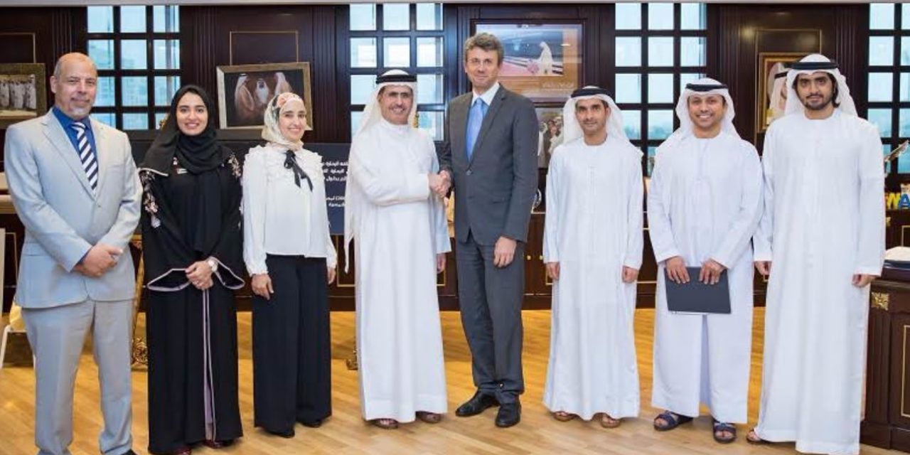 هيئة كهرباء ومياه دبي أول مؤسسة خارج أوروبا تحصل على الجائزة العالمية للتميز من المؤسسة الأوروبية لإدارة الجودة (EFQM) ضمن الفئة البلاتينية