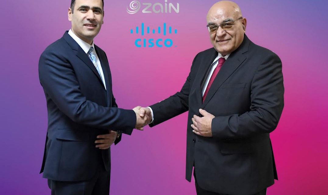 “نيسان” تستعرض السيارة الرياضية متعددة الاستخدامات “إكس-تريل” 2018 في المعرض السعودي الدولي للسيارات