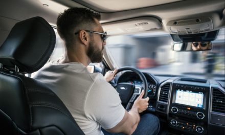 نظام SYNC 3 من فورد يبقيك على اتصال ويجنبك تشتت الانتباه أثناء القيادة