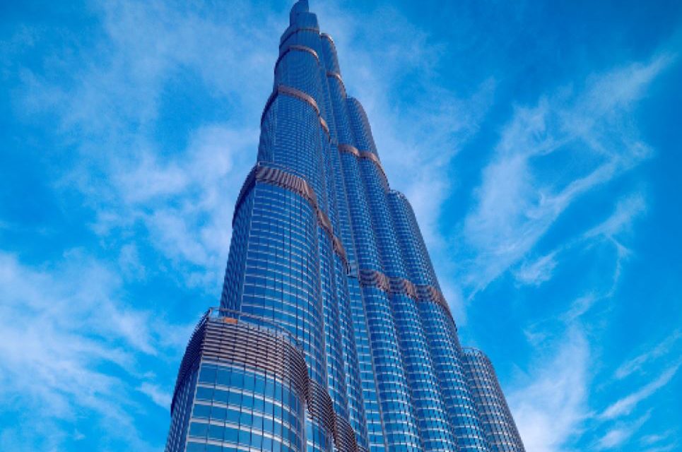 برج خليفة يحتفي بمرور 10 أعوام على استخدامه التقنيات المتصلة وتكنولوجيا إنترنت الأشياء المبتكرة من هانيويل