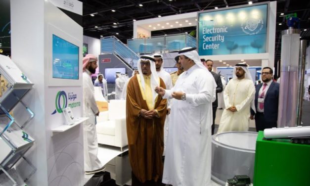 ضاحي خلفان بن تميم يفتتح فعاليات أسبوع تقنيات المستقبل 2018