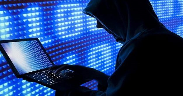 بطاقات الهدايا المجانية حيلة جديدة من عصابات الإنترنت
