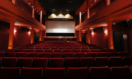 منح الجنسية السعودية للسينما