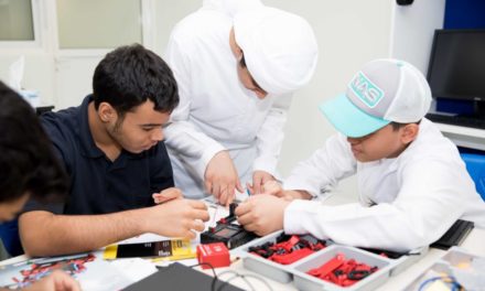 مؤسسة حمدان بن راشد آل مكتوم للأداء التعليمي المتميز تختتم برنامج المخيمات الصيفية 2018