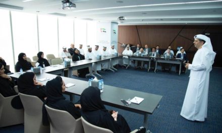 هيئة الأنظمة والخدمات الذكية تجمع بين القطاع الأكاديمي وروّاد الذكاء الاصطناعي في ورشة عمل نوعية بالتعاون مع جامعة خليفة