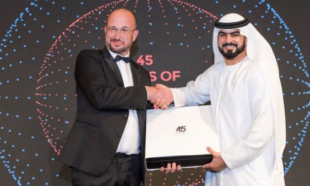 ساين تكنيك وسيمنس تحتفلان بمرور 45 عاماً على تعاونهما المشترك