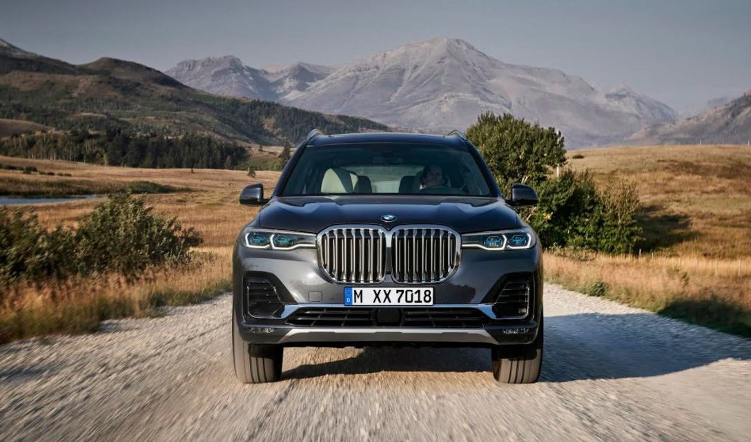 أول سيارة BMW X7 على الإطلاق
