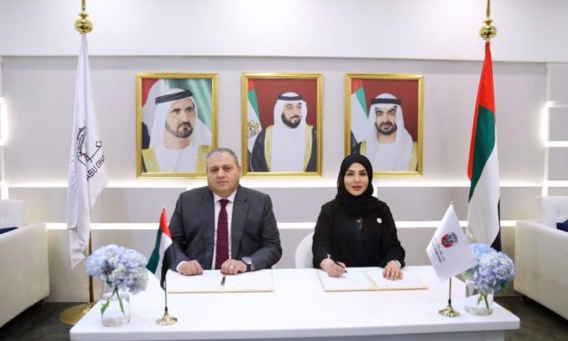 “هيئة الأنظمة والخدمات الذكية” تتعاون مع “أي بي أم” لتأسيس “مركز التميز في الذكاء الاصطناعي”