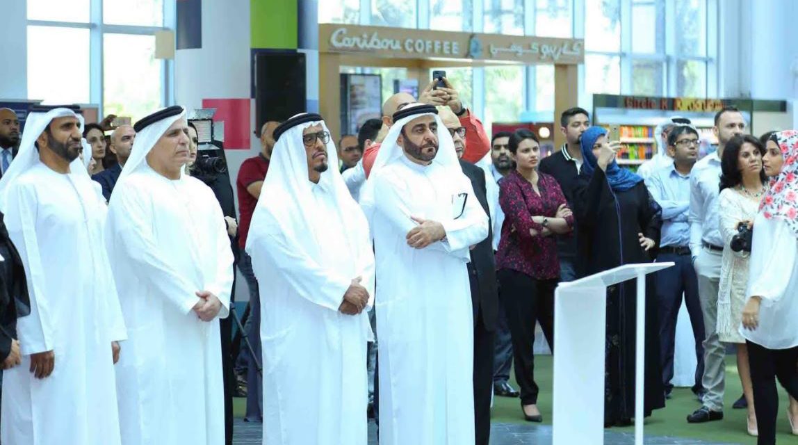 ضاحي خلفان يطلق “المبنى الجامعي الذكي” الأول عالمياً