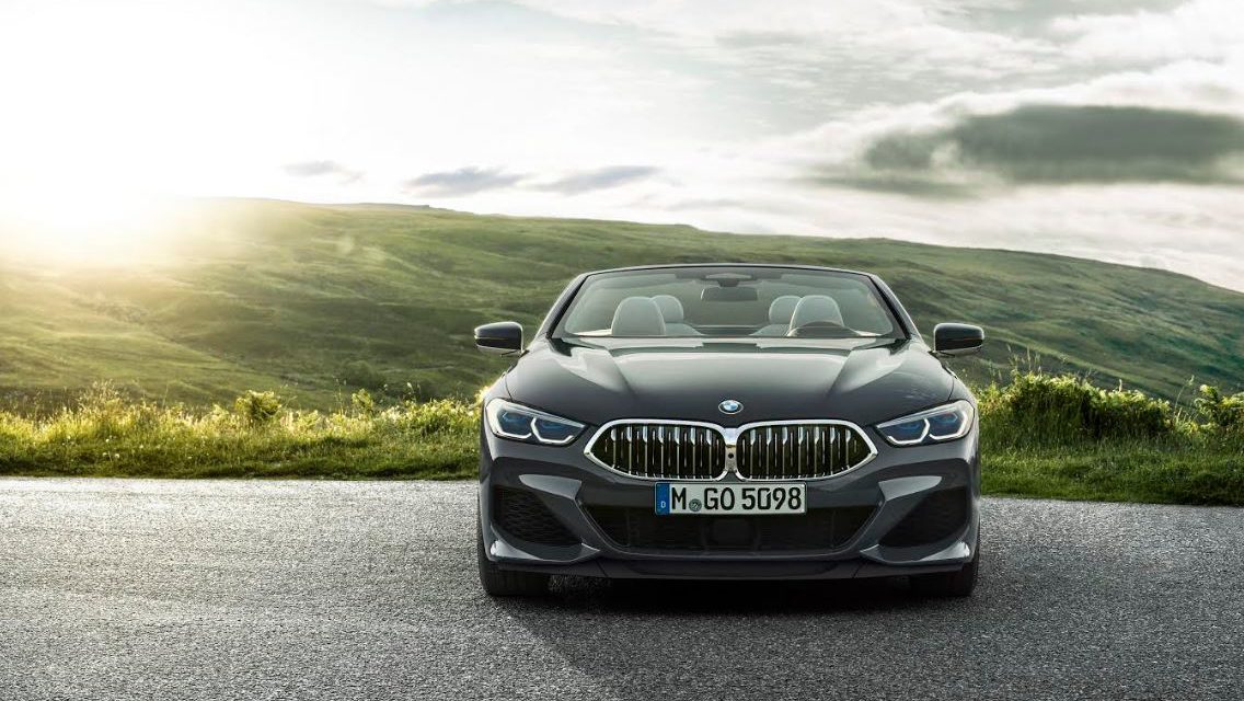 سيارة BMW الفئة الثامنة المكشوفة الجديدة