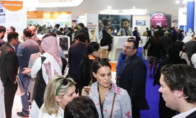 ميدلاب يستكشف “مختبر المستقبل” في الوقت الذي تستعد فيه دولة الإمارات لاعتماد استخدام الذكاء الاصطناعي في المختبرات الطبية