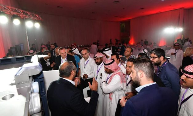 زيروكس تطرح طابعات إيريديس في معرض تقنيات الطباعة الرقمية الحديثة