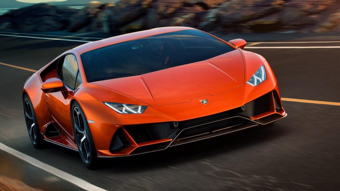’لامبورغيني Huracán EVO‘ الجديدة: ارتقاء بالتقنيات لتعزيز متعة القيادة
