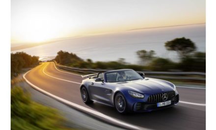سيارة مرسيدس GT R RoadsterAMG الجديدة