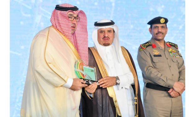 نائب وزير الداخلية يكرم الاتصالات السعودية لدعمها مؤتمر السلامة المرورية