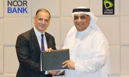 “اتصالات” و”نور بنك” تطلقان الخدمات المصرفية الرقمية عبر الهواتف المتحركة