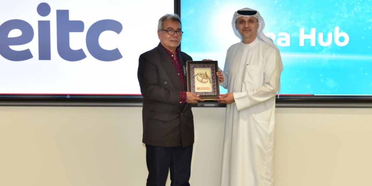 وفد من الحكومة الماليزية يطلع على أحدث ابتكارات مركز “ساحة الأفكار” في شركة الإمارات للاتصالات المتكاملة