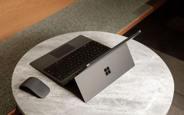 مايكروسوفت العربية تدشن أحدث أجهزة Surface لدعم التحول الرقمي في السعودية