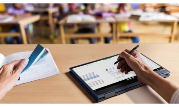 حاسوب ThinkPad™ C13 Yoga Chromebook Enterprise™ الجديد يمتاز بالتصميم الفريد والخصائص المرنة مع نظام Chrome OS