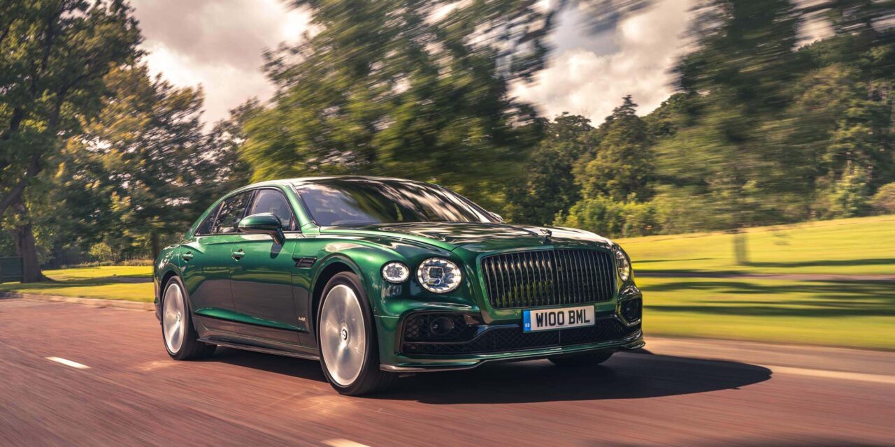 Flying Spur بالتفصيل: انعكاس قِيَم Bentley التفصيلية عبر الشاشة