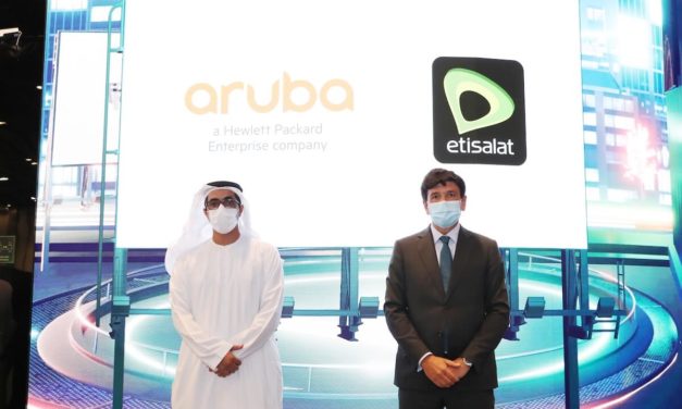 شراكة بين “اتصالات” و”أروبا” لتزويد خدمات الواي فاي المدارة والحلول الشبكية