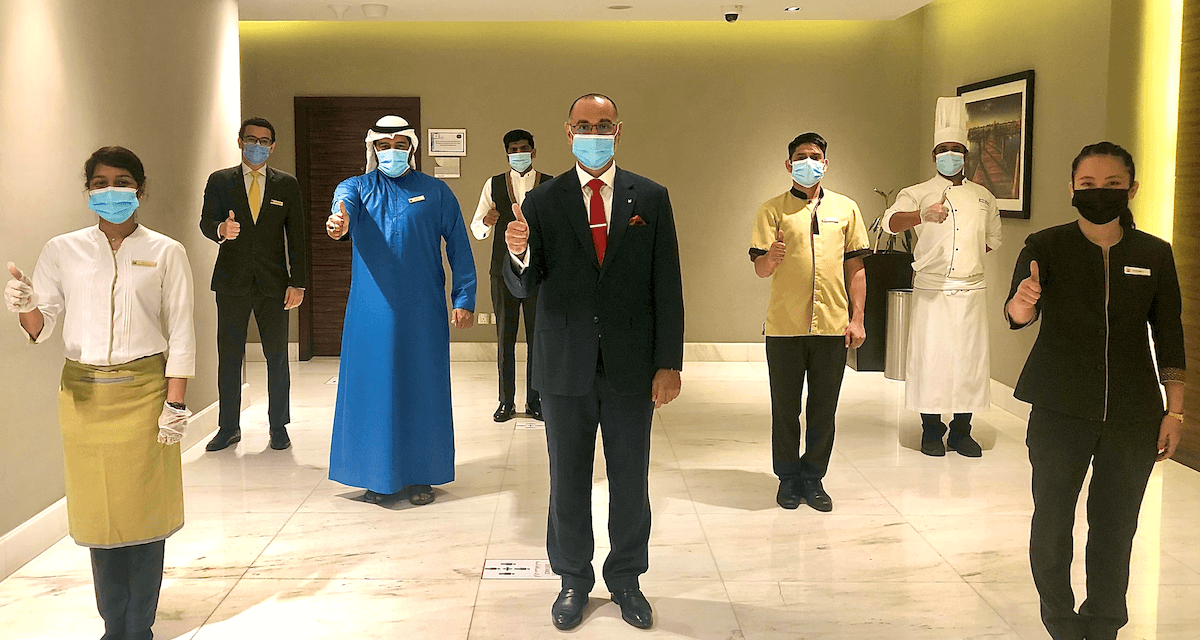 إتمام حملة تطعيم الموظفين في فندق ميلينيوم بلازا دبي ضد COVID-19